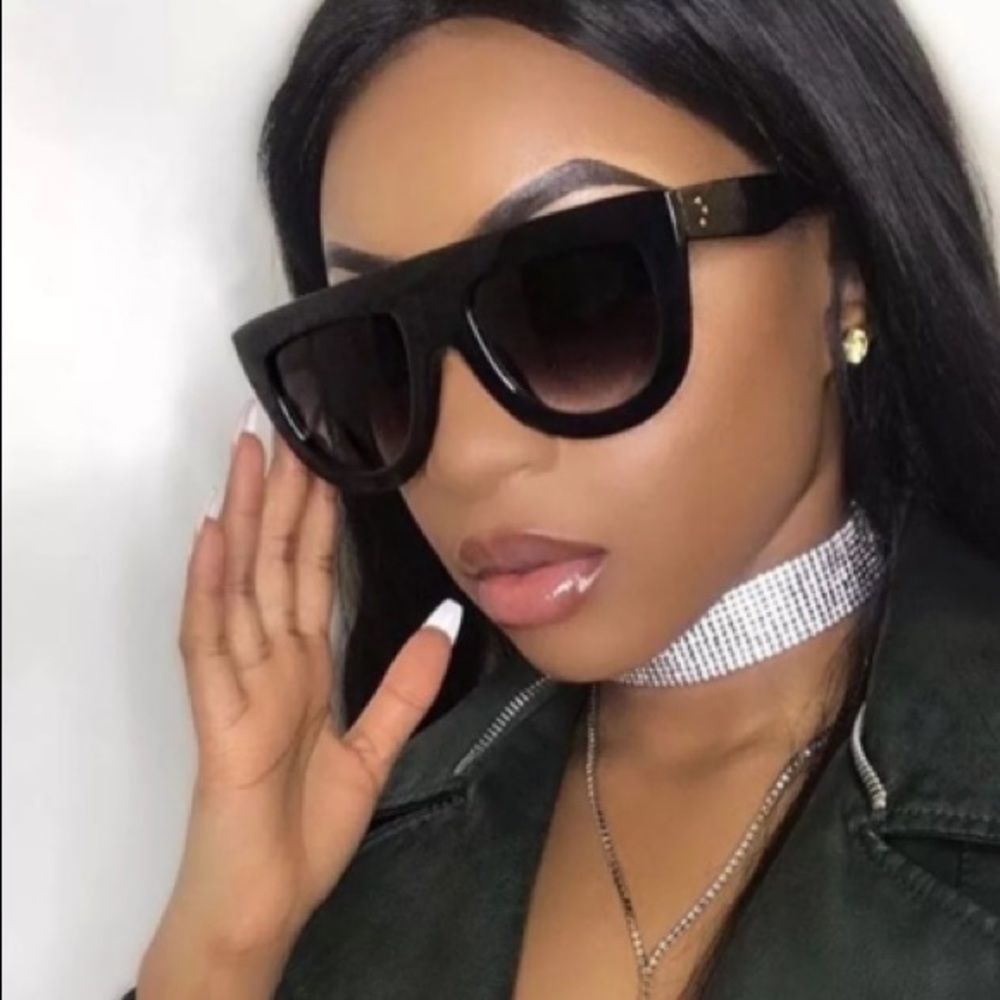 Black Fame Frames😎